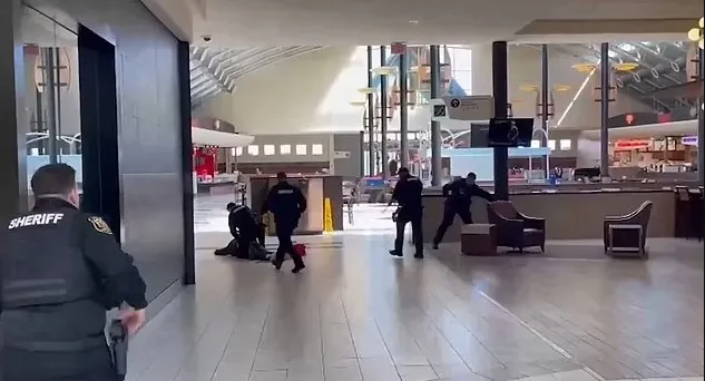Moment YouTuber Tanner Cook’s Stunt Goes Badly Wrong As Shopper Shot Him In The Chest Moment YouTuber Tanner Cook’s Stunt Goes Badly Wrong As Shopper Shot Him In The Chest